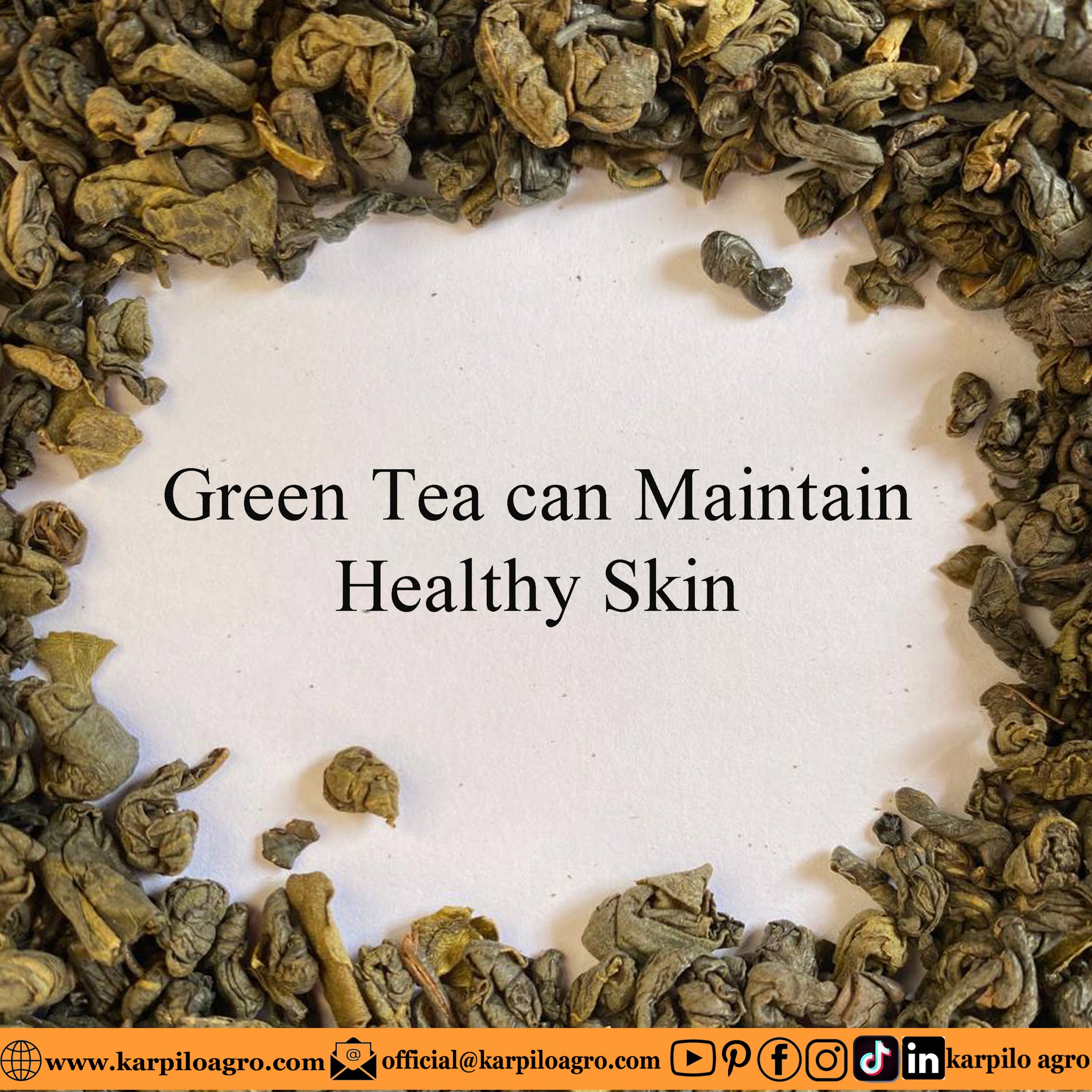 The various kinds of ingredients found in tea are very beneficial for maintaining a healthy body and skin. The content of epigallocatechin gallate in green tea can function to protect the skin from ultra violet rays, which can damage the skin, so consuming green tea can protect the skin from free radicals. There are even studies that say that consuming green tea can inhibit the growth of cancer cells, including skin cancer. Many skin care products use green tea extract so that it can hydrate the skin and make it softer. In addition, Vitamin C contained in green tea can increase collagen which can maintain skin elasticity and antioxidants which can also prevent premature aging of the skin. In addition, drinking or applying green tea extract to skin with acne can help relieve acne because the polyphenol content in green tea can reduce oil production on the face which triggers acne. Not only consumed, cooled green tea bags can also be used as a natural skin cooler which of course can make the skin fresh, relieve pain and redness of the skin caused by sunburn. The anti-inflammatory properties found in green tea can help cool the skin so that it can prevent skin damage from the sun. Apart from that, cold green tea bags can also be used to compress swollen eyes due to lack of sleep or lack of rest which causes eye bags to appear.
